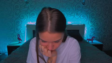 angel online show from 12/12/24, 03:32