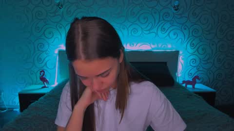 angel online show from 12/15/24, 03:24