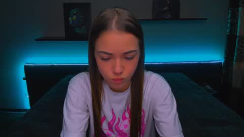 angel online show from 12/26/24, 03:06