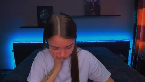 angel online show from 03/11/25, 06:21