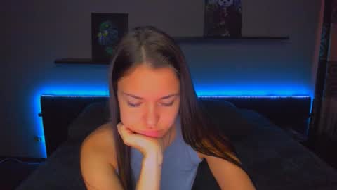 angel online show from 10/21/25, 12:22