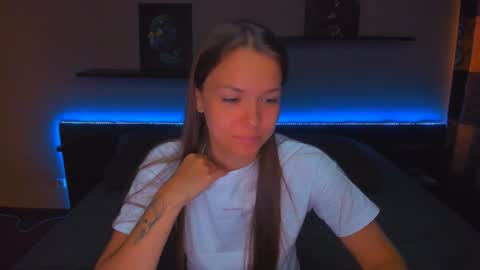 angel online show from 06/10/26, 12:55