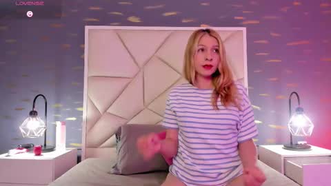 Snapshot of alexafoxx_ chatting on 02/26/26, 12:59 online show from 02/26/26, 12:59