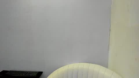 Snapshot of alexafoxy18 chatting on 06/14/26, 02:19 ALEXA online show from 06/14/26, 02:19