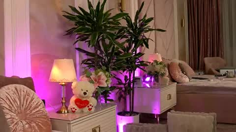 Snapshot of alexaheyess chatting on 02/13/25, 10:11 Alexa online show from 02/13/25, 10:11