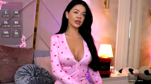 Snapshot of alexaheyess chatting on 11/01/25, 05:42 Alexa online show from 11/01/25, 05:42