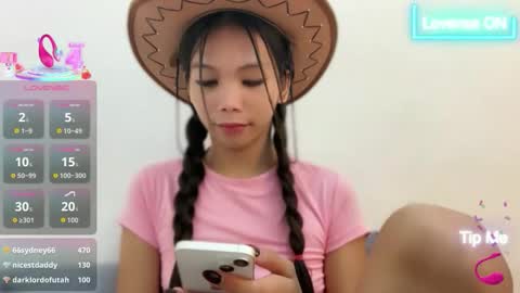 Snapshot of alexaloove chatting on 05/15/26, 12:34 alexa online show from 05/15/26, 12:34