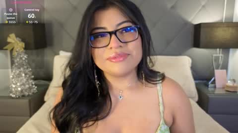 Snapshot of alexamadisson chatting on 12/16/25, 09:31 Alexa online show from 12/16/25, 09:31