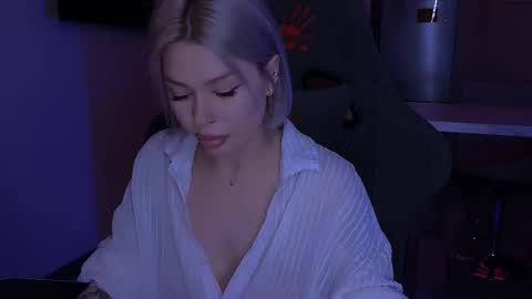 Alexa Mason online show from 11/01/25, 02:13