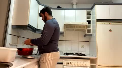 Snapshot of alexandbrandom chatting on 09/09/25, 09:03 Dotados online show from 09/09/25, 09:03