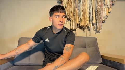 Alex  Dani online show from 01/10/25, 10:57