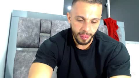 Snapshot of alexander_2015 chatting on 09/28/25, 04:40 alexander_2015 online show from 09/28/25, 04:40