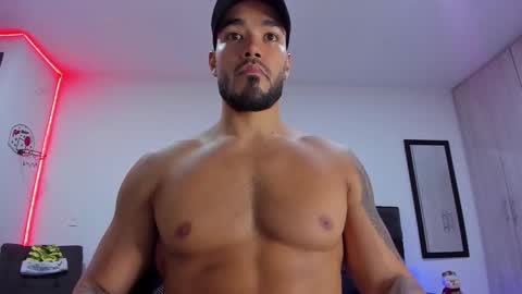 Onlyfansalexmartinezwb  Instagram alexwbmartinez  Twitter martinezcb937 online show from 12/24/24, 03:27