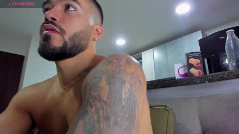 Onlyfansalexmartinezwb  Instagram alexwbmartinez  Twitter martinezcb937 online show from 01/19/25, 03:29