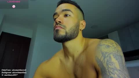 Onlyfansalexmartinezwb  Instagram alexwbmartinez  Twitter martinezcb937 online show from 09/30/25, 11:10