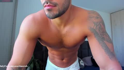 Onlyfansalexmartinezwb  Instagram alexwbmartinez  Twitter martinezcb937 online show from 06/14/26, 02:08