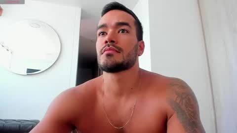 Onlyfansalexmartinezwb  Instagram alexwbmartinez  Twitter martinezcb937 online show from 06/17/26, 08:54