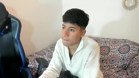 Snapshot of alexandluke1 chatting on 09/10/25, 02:06 chicos hot online show from 09/10/25, 02:06