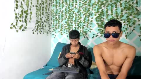 Snapshot of alexandluke1 chatting on 09/29/25, 01:38 chicos hot online show from 09/29/25, 01:38