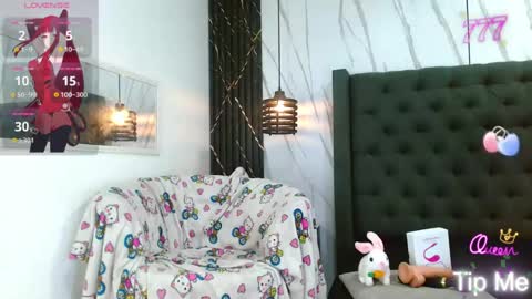 Snapshot of alexandra_castle chatting on 07/13/26, 05:32 MAMASITA online show from 07/13/26, 05:32