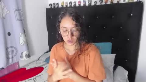 alexandra clauss online show from 05/20/26, 01:12