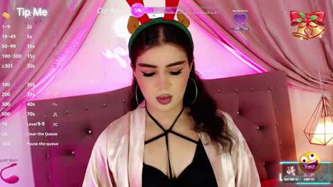 Snapshot of alexandra_evanz chatting on 12/11/24, 08:58 Alexandra Spellman online show from 12/11/24, 08:58