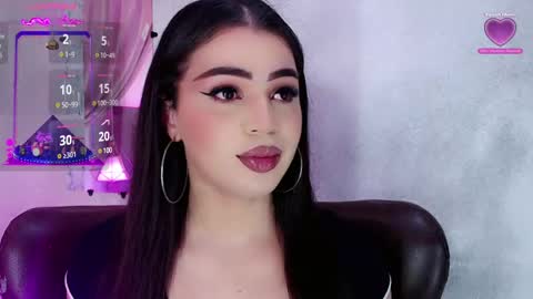 Snapshot of alexandra_evanz chatting on 12/18/24, 11:24 Alexandra Spellman online show from 12/18/24, 11:24