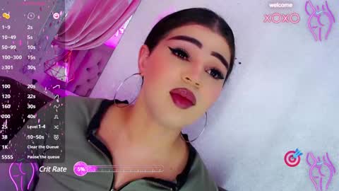 Snapshot of alexandra_evanz chatting on 01/14/25, 09:13 Alexandra Spellman online show from 01/14/25, 09:13