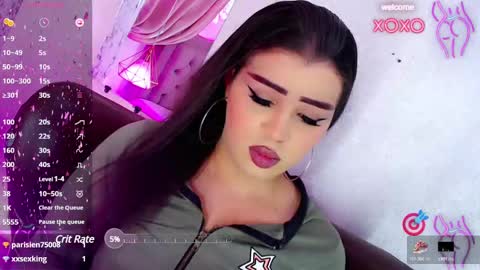 Snapshot of alexandra_evanz chatting on 01/14/25, 12:14 Alexandra Spellman online show from 01/14/25, 12:14