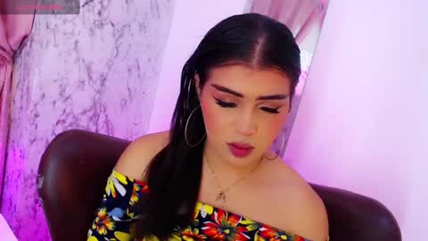 Snapshot of alexandra_evanz chatting on 03/11/25, 10:07 Alexandra Spellman online show from 03/11/25, 10:07