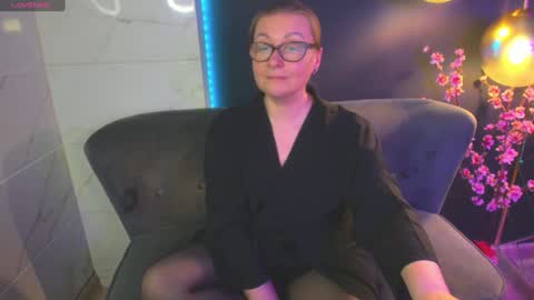 Snapshot of alexandra_kind chatting on 01/11/25, 03:13 Alexandra online show from 01/11/25, 03:13