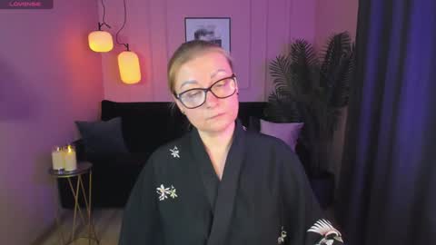 Snapshot of alexandra_kind chatting on 02/08/25, 05:29 Alexandra online show from 02/08/25, 05:29