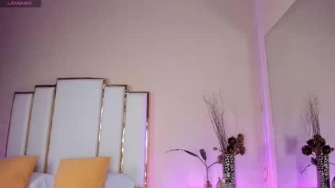 alexandraa_gomez online show from 11/14/25, 08:18