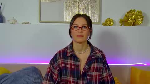 AlexandraBloom online show from 11/06/25, 07:04