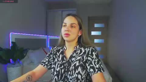 Snapshot of alexandracandy chatting on 06/09/26, 01:01 alexandracandy online show from 06/09/26, 01:01