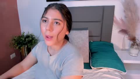 Alexandra Cruz online show from 07/01/26, 06:18