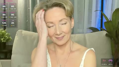 Alexandra online show from 12/01/25, 01:05