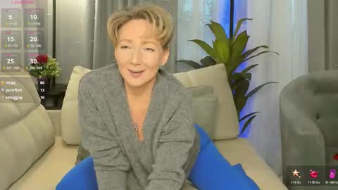 Alexandra online show from 02/10/26, 01:59