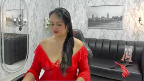 Alexandra Milff  online show from 01/11/26, 03:44