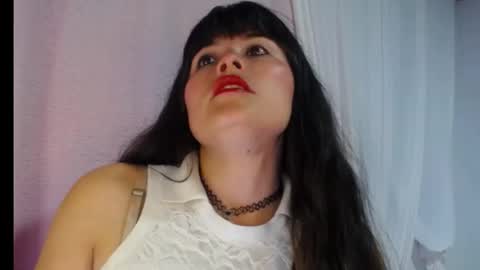 Snapshot of alexandrasaen chatting on 11/28/25, 11:29 alexandrasaen online show from 11/28/25, 11:29