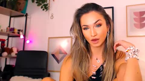 alexandrawooow online show from 10/31/25, 06:31