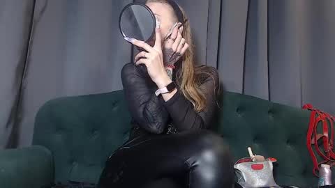 Snapshot of alexandrazaryanova chatting on 04/28/26, 07:57 Alexandra online show from 04/28/26, 07:57