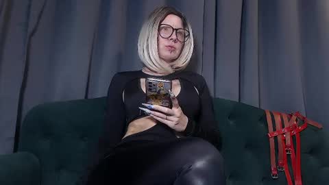 Snapshot of alexandrazaryanova chatting on 05/04/26, 07:59 Alexandra online show from 05/04/26, 07:59