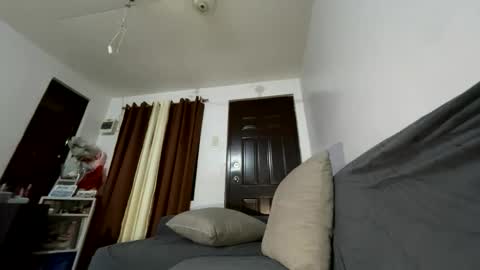 adrianagreyson online show from 11/21/25, 04:16