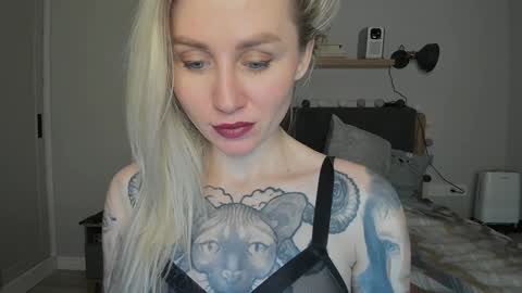 Snapshot of alexarush chatting on 12/01/24, 05:57 alexarush online show from 12/01/24, 05:57