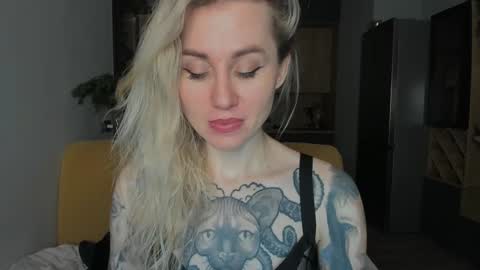 Snapshot of alexarush chatting on 12/29/24, 06:16 alexarush online show from 12/29/24, 06:16