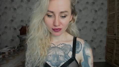 Snapshot of alexarush chatting on 01/10/25, 06:28 alexarush online show from 01/10/25, 06:28