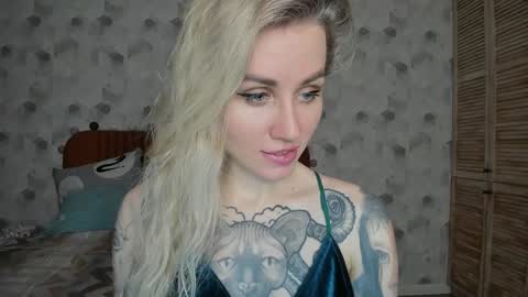 Snapshot of alexarush chatting on 01/12/25, 06:05 alexarush online show from 01/12/25, 06:05