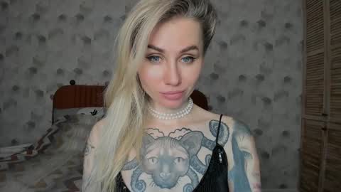 Snapshot of alexarush chatting on 01/16/25, 06:06 alexarush online show from 01/16/25, 06:06