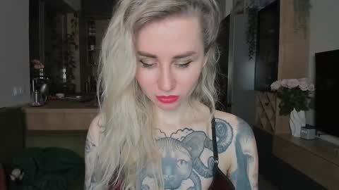 Snapshot of alexarush chatting on 01/30/25, 06:43 alexarush online show from 01/30/25, 06:43